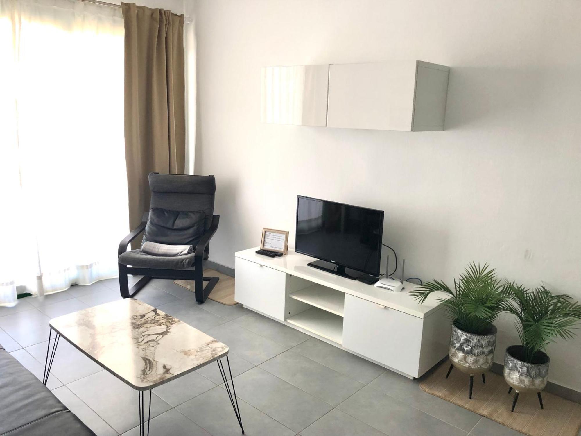 Ground Floor Apartment With Pool, Next To The Beach Коста-Тегисе Экстерьер фото