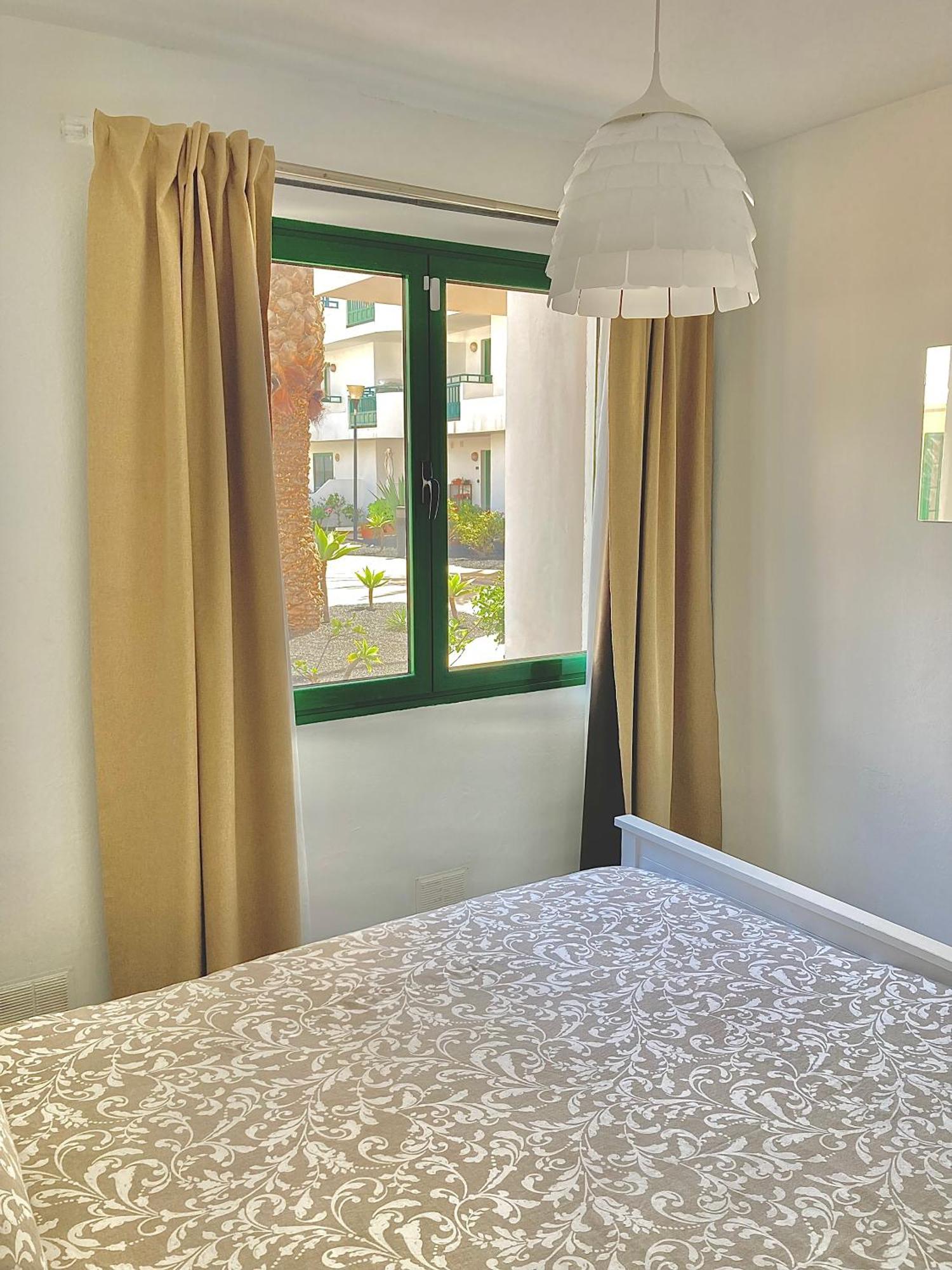 Ground Floor Apartment With Pool, Next To The Beach Коста-Тегисе Экстерьер фото