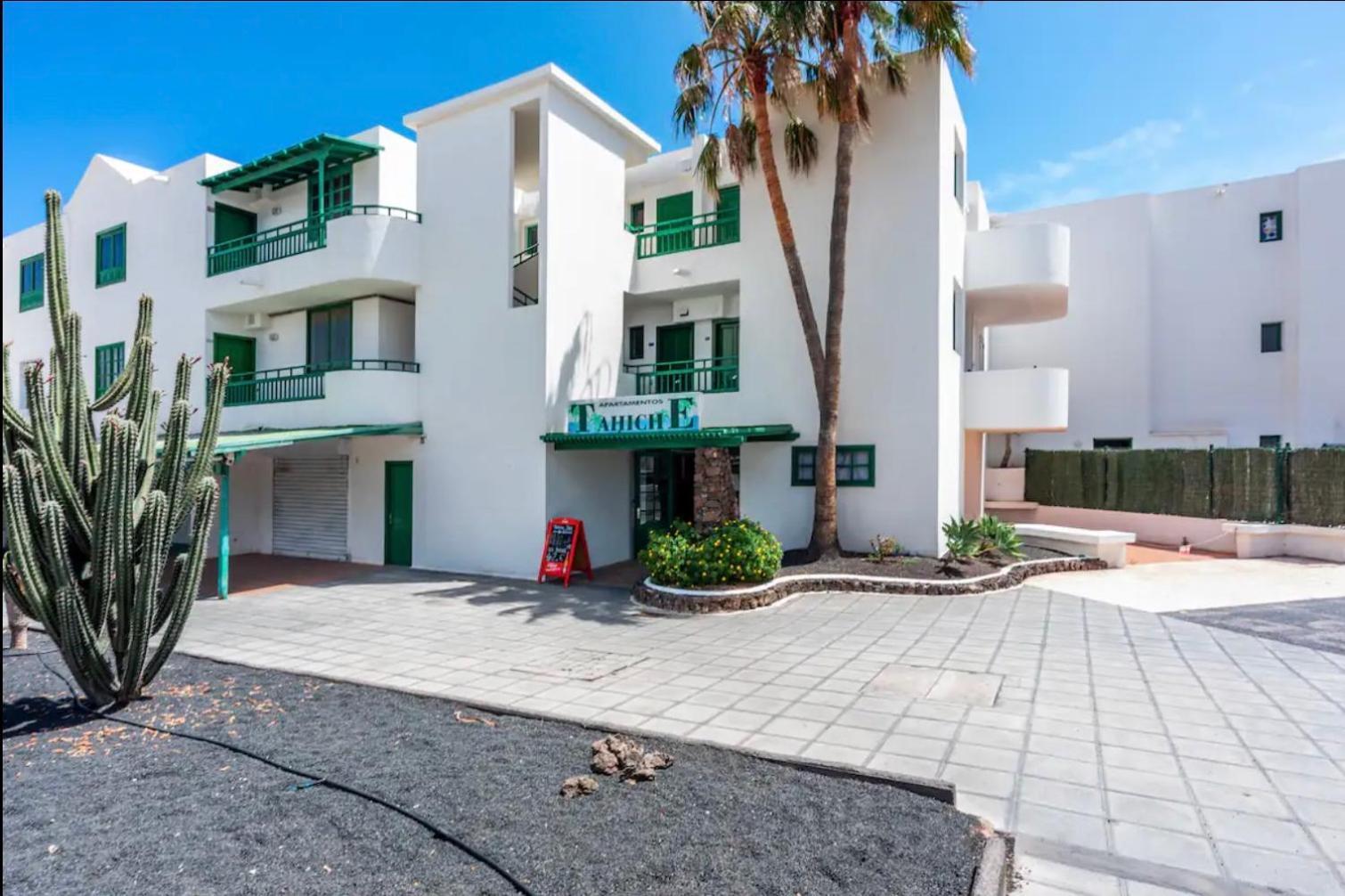 Ground Floor Apartment With Pool, Next To The Beach Коста-Тегисе Экстерьер фото